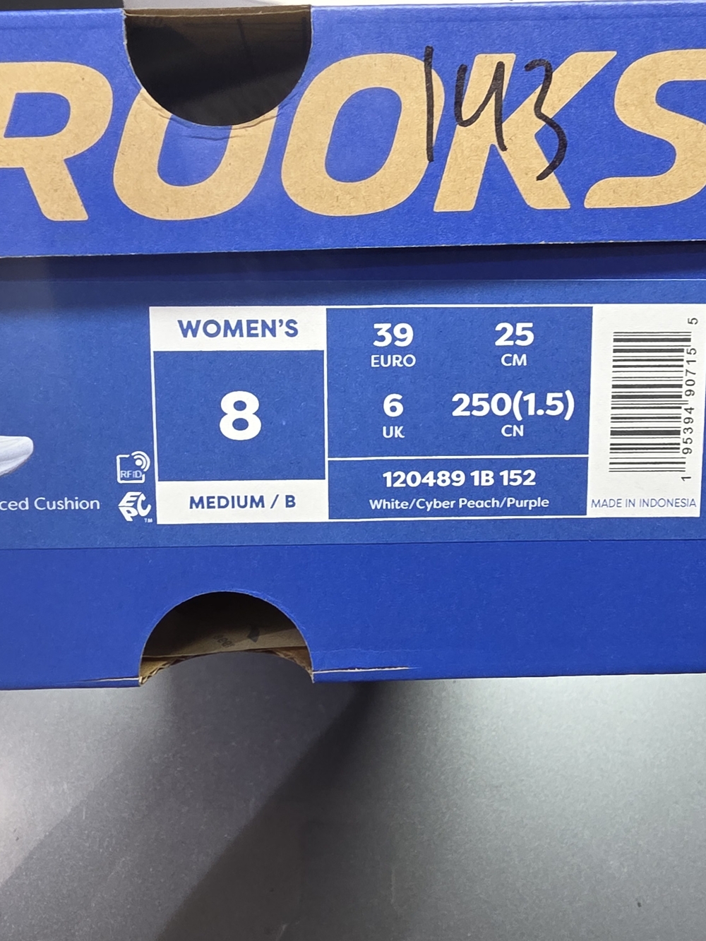 Size 8W -Brooks Women's Revel 9 - Picture 8 of 8